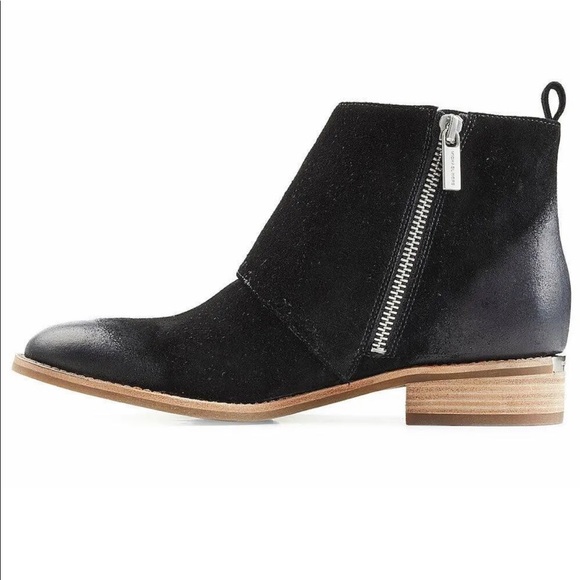 Michael Kors Boots - Picture 6 of 8